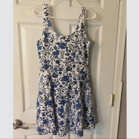 H&M Dress - Picture 1 of 2